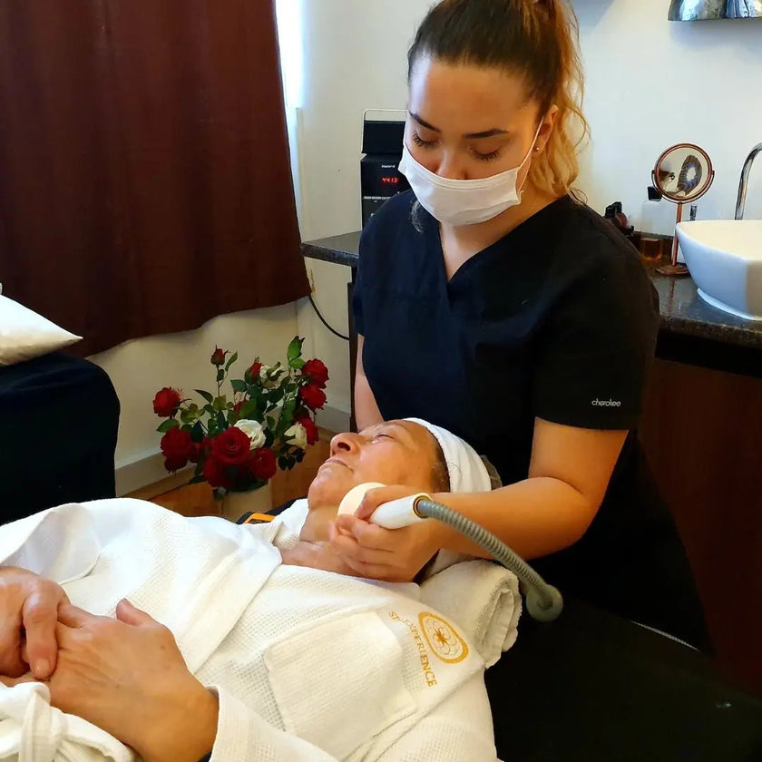 Radiofrecuencia TriLipo Tensado Facial + Activación Muscular + Masaje Facial